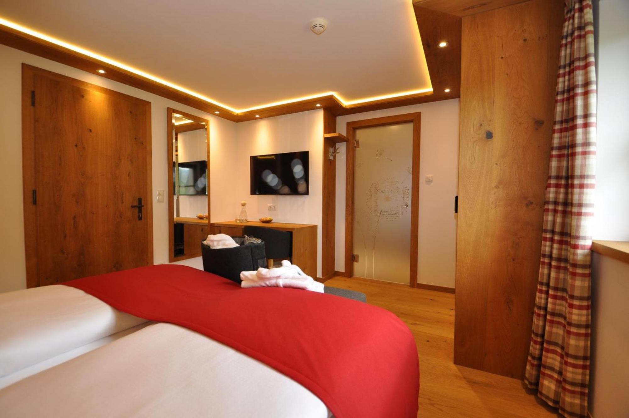 Hotel-Garni "Das Seebichl" Ахенкірх Номер фото